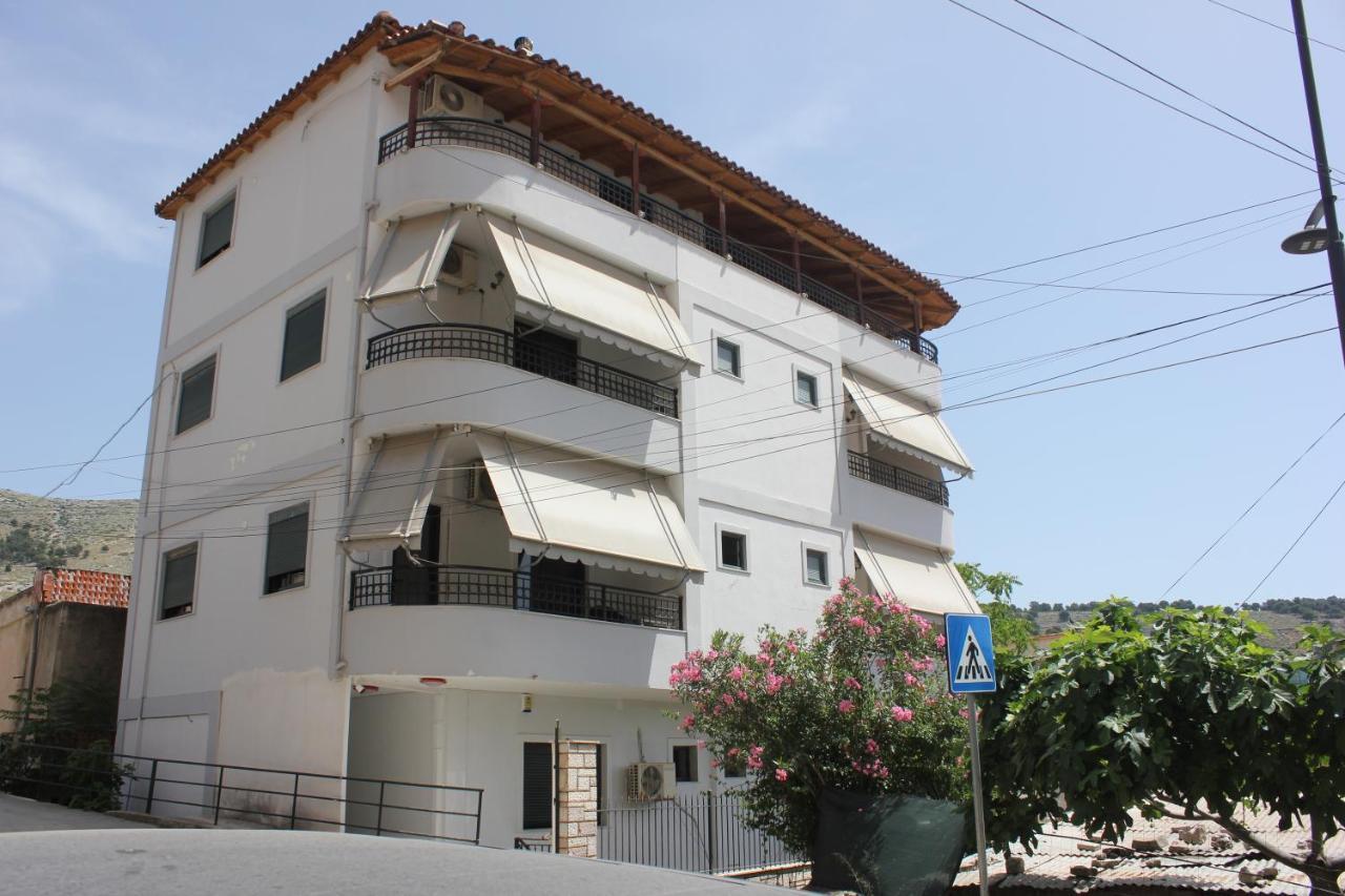 Kanina Hotel&Hostel Saranda Zewnętrze zdjęcie