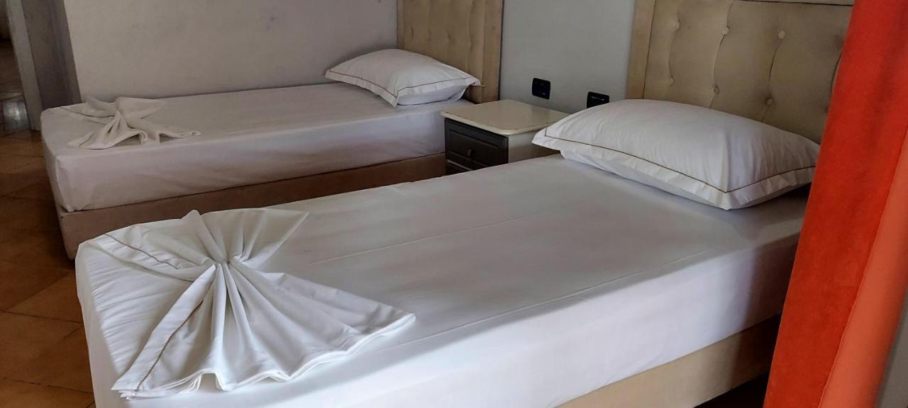Kanina Hotel&Hostel Saranda Zewnętrze zdjęcie