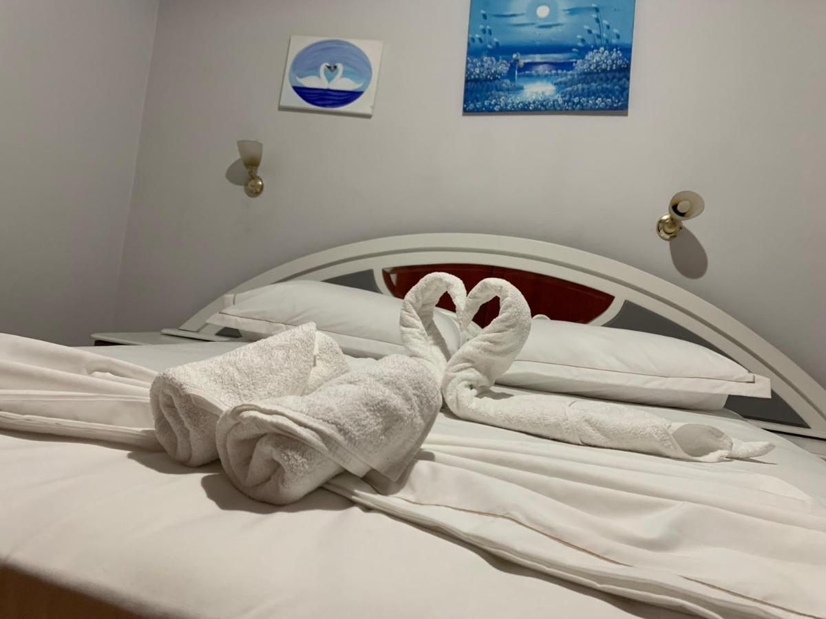 Kanina Hotel&Hostel Saranda Zewnętrze zdjęcie
