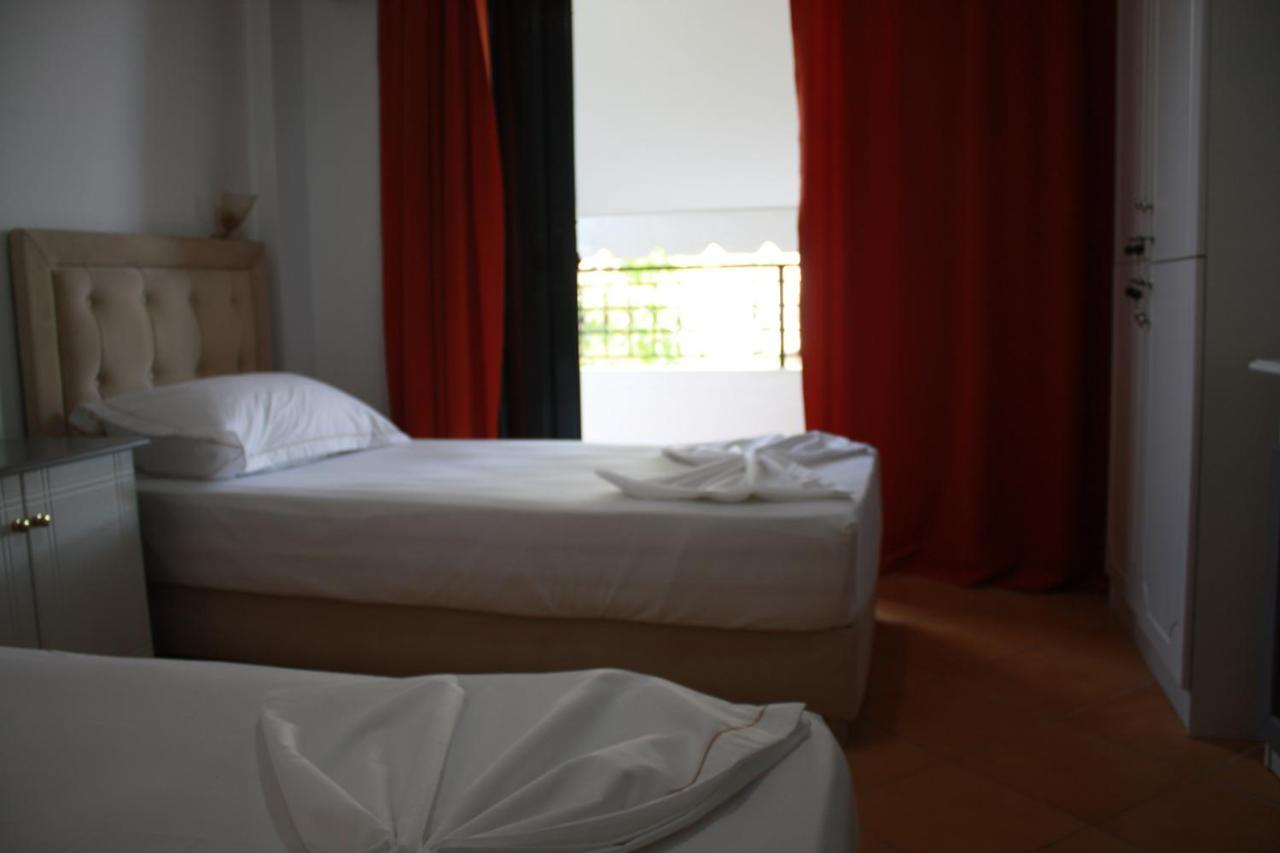 Kanina Hotel&Hostel Saranda Zewnętrze zdjęcie