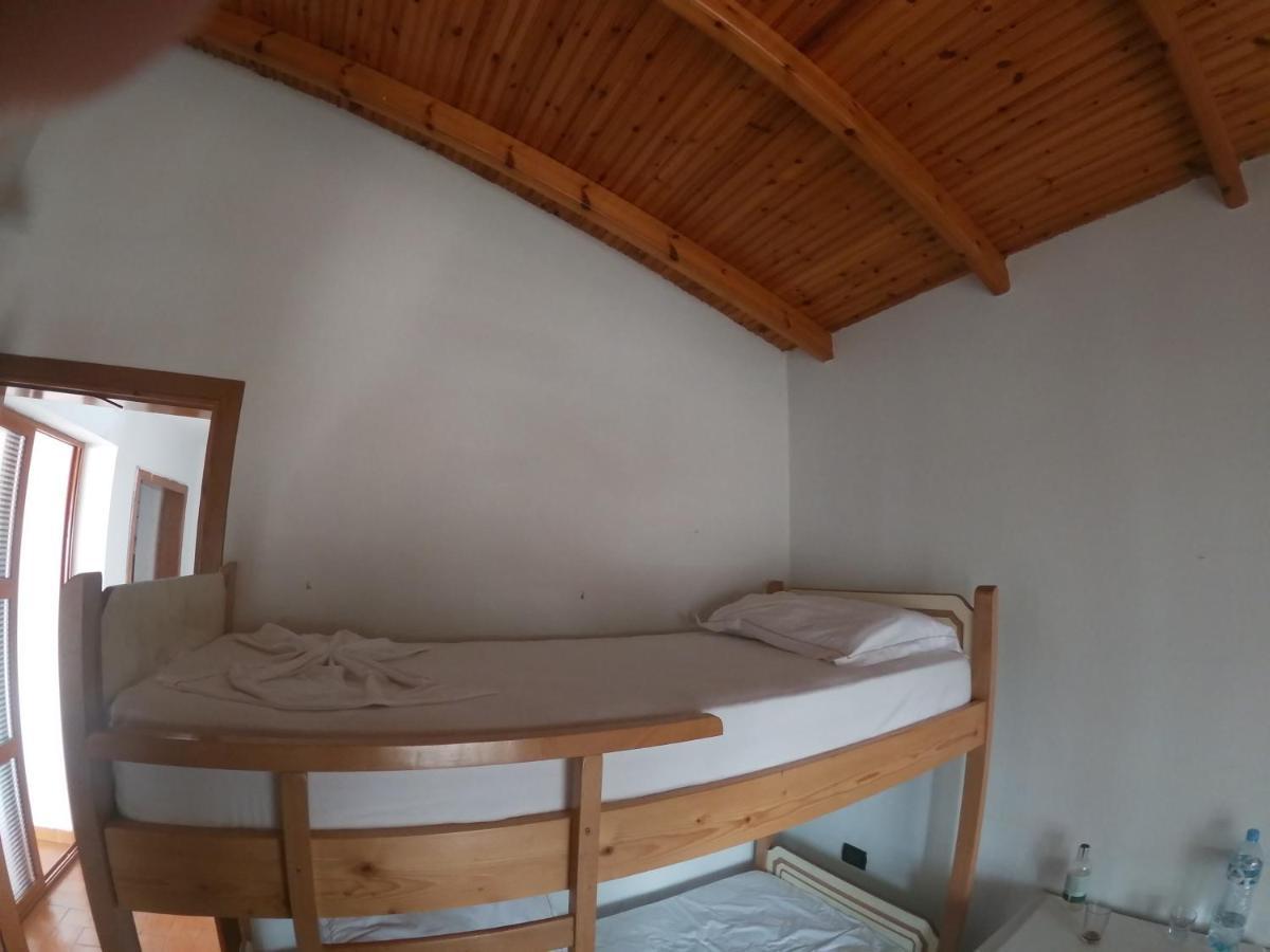 Kanina Hotel&Hostel Saranda Zewnętrze zdjęcie