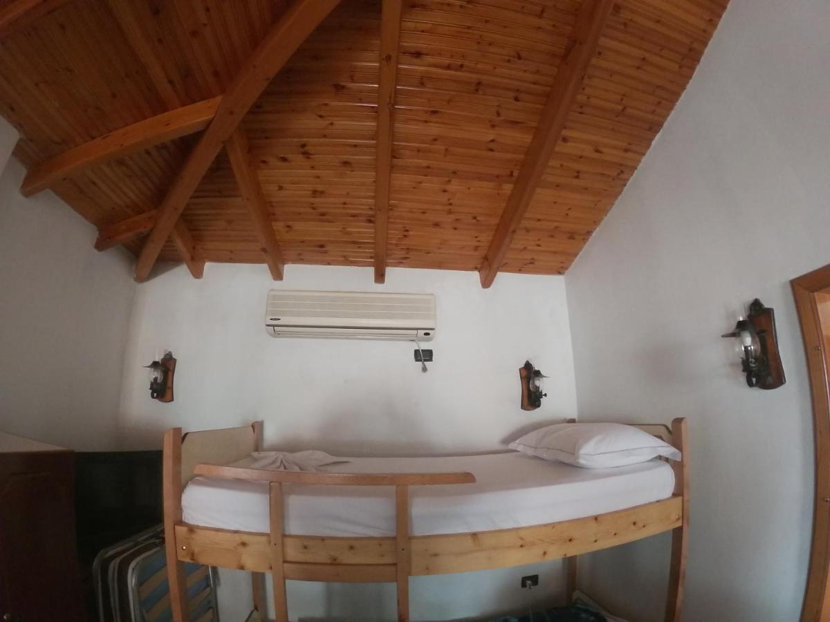 Kanina Hotel&Hostel Saranda Zewnętrze zdjęcie