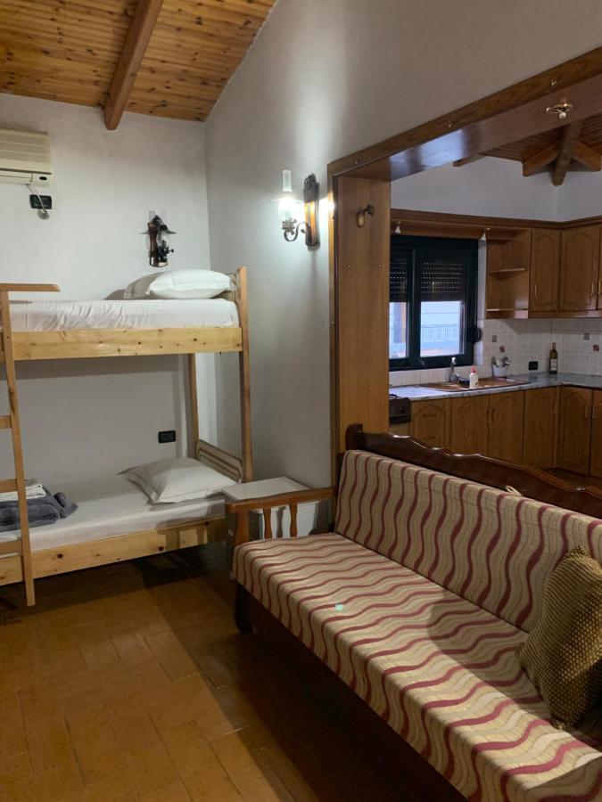Kanina Hotel&Hostel Saranda Zewnętrze zdjęcie